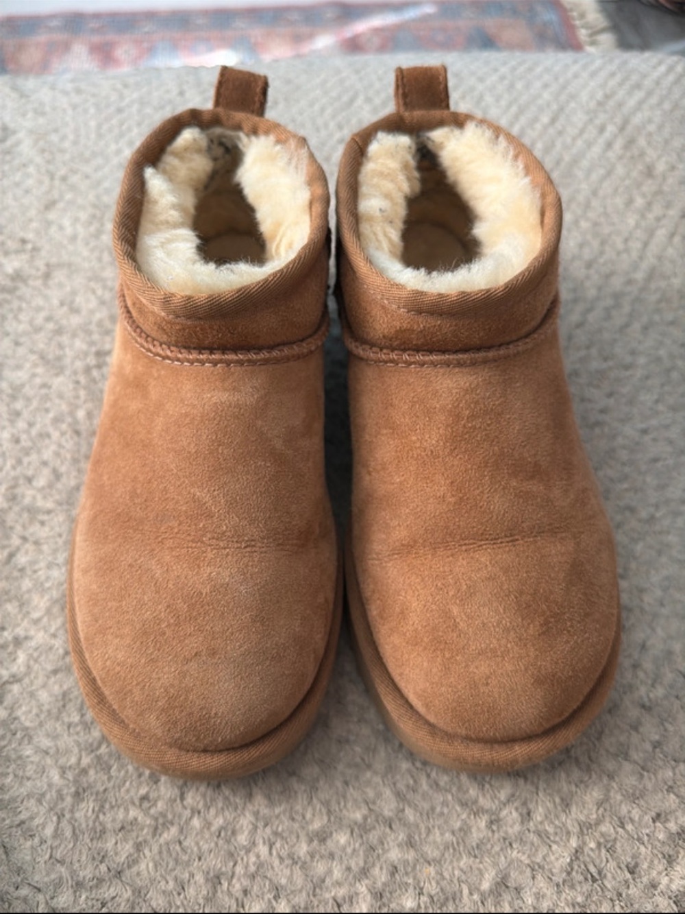 UGG Chestnut Suede Kids Shearling-Lined Booties
